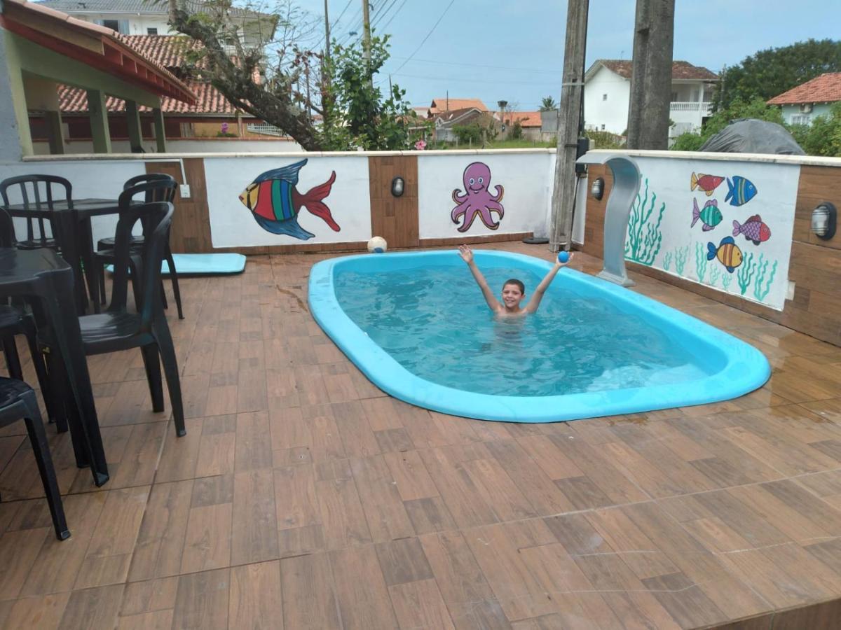 Hostel Pousada Prainha サン・フランシスコ・ド・スル エクステリア 写真